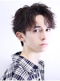 フェザーパーマ スパイラル センターパート メンズショート