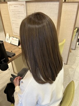 エイミー バイ ハセ(Aimee by HASE) ミディアムローレイヤースタイル