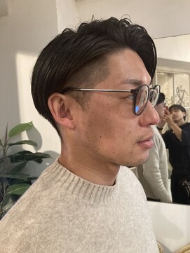 アミュレ(Amule) 仕事ができるメンズカット刈り上げセンターパート風似合わせヘア