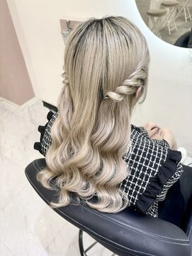 クラン 梅田店(clan) ねじりハーフツイン/梅田ヘアセット