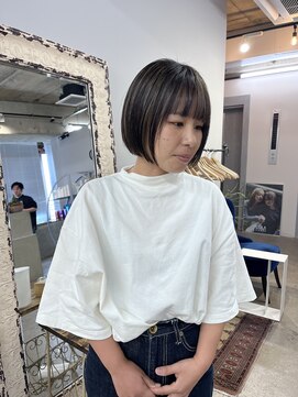 リラ バイ クオーレ(LIRA by CUORE) ハイライトミニボブ