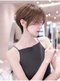 切りっぱなしボブレイヤーボブベージュカラー髪質改善艶髪小顔