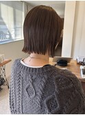 ミントベージュ×切りっぱなしボブ
