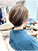 40代、50代、60代/白髪ぼかしハイライト/ショートボブ