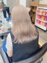リラ バイ ミラ 新宿(LILA by MILA) バニラベージュ/セシルカット/プラチナベージュ/結べるボブ/