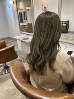 ロロネー 豊中(Lolonois)&nbsp;ハイライト活かしてオリーブカラー