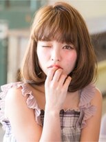 アメリ エ ギャルソン ジュヌ 鶴瀬店(amelie et garcon Jeune)&nbsp;前髪ありで愛されキレイなツヤ感映えるシンプルロブ