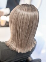 ホロン 池袋(HOLON)&nbsp;【HOLON】髪質改善イメチェンフォギーベージュ外ハネセミディ