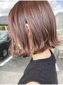 20代30代40代外ハネアッシュグレージュ肩ライン耳掛け