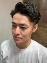 ディスイズバーバーセカンド(THIS IS BARBER 2nd)&nbsp;ツーブロック×アップバング　ビジネスヘア
