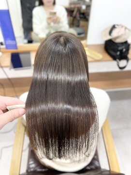 ランプ(Lamp) 縮毛矯正 ミディアム クリスタライジング ビフォアー&アフター