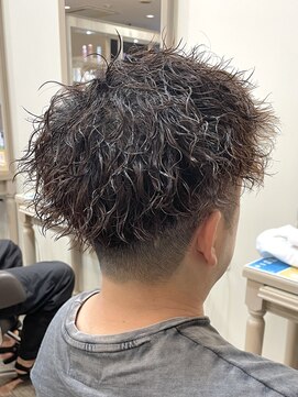 アルターリール(aL ter Rire) アッシュブラック/カルマパーマ/ベリーショート/鎌取/中村郁未