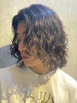 ラヴィズムバイフィフス(LUVISM by fifth) 波巻きパーマツイストスパイラルパーマメンズマッシュパーマ