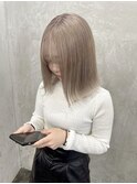 ハイトーンベージュ