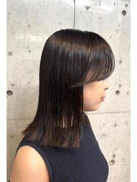 オーサム 下北沢(THE AWESUM) 大人ミディ/レイヤーカット/ブラウンベージュ[下北沢/下北沢駅]