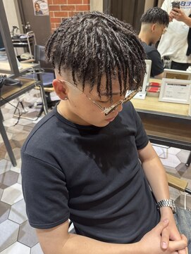 シェノン オム 梅田(CHAINON HOMME) MEN'S HAIR/束間ショート/コンマヘア/ツーブロックマッシュ