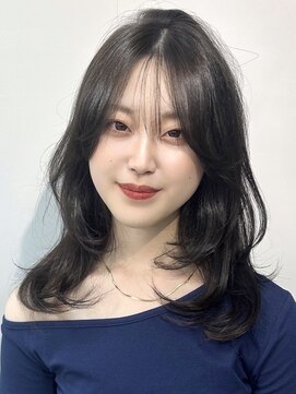 ヴェイン 渋谷(vain) 大人可愛いふんわりレイヤーオリーブカラー