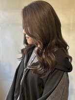 ヘアーサロンウル(hair salon ulu)&nbsp;柔らかく揺れる大人のくびれロング