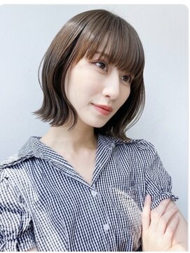 ブロッサム 東久留米店(Blossom) 20代30代40代◎小顔見せ外ハネボブ×くびれレイヤー
