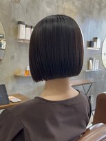 ノエル ヘアー アトリエ(Noele hair atelier) 束間ある切りっぱなしミニボブ
