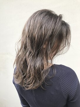スピンヘアワークス(Spin Hair Works) 光色ヌードグレージュ