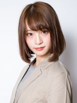 クアトログランシュ ひたちなか店(QUATRO×GranCieux) 厚めバングがかわいい内巻きワンカールフェミニンボブ