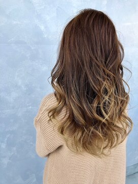 へアメイクワンプラス 四日市(HAIR MAKE ONEplus) ベージュ