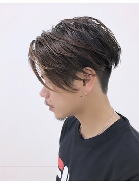 モアナ バイ ヘッドライト 沖縄南風原店(Moana by HEADLIGHT) ツーブロック#ハンサムショート#メンズカット