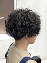 コワファーストナガサキシャンプーボーイ(COIFF1RST NAGASAKI SHAMPOO BOY)&nbsp;波打ちパーマ