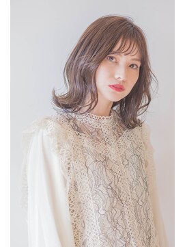 レポ(LEPO) 大人フェミニンな無造作ミディ