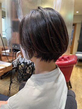 ヘアサロン アティリー(Hair Salon Attirer) 西梅田/ボブ/グレーベージュ/白髪ぼかし【Attirer飯田裕之】