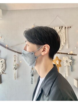 ゴット(Gotto) スーツ短髪ツーブロック黒髪ナチュラルセンターパート