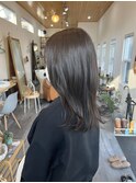 柔らかく艶のあるレイヤーカット
