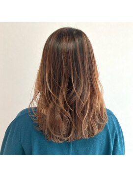 ヘアーモア(Hair More) バレイヤージュ×ピンク