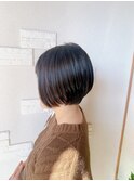 ショートボブ