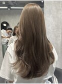 ツヤ髪×シアーベージュカラー×レイヤーカット【CHICA】