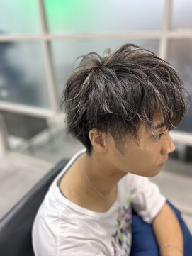 ネウィ 赤羽(newi) グレージュハイライト