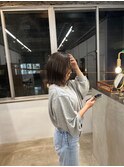 オリーブベージュ