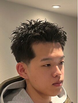 グルーマーズトウキョウ 渋谷店(GROOMER/S TOKYO) ピンパーマ　スパイキーショート