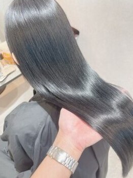 アマニ ヘアー ホスピタル(AMANI. HAIR HOSPITAL)の写真/【名駅スグ★】"ハイリペアシルクトリートメント"導入！紫外線による乾燥対策にも最適な髪質改善型TR付き★