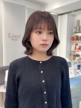 ロンド ブランシュ 錦糸町北口(Lond blanche) イメチェン外ハネボブ美髪ワイドバングミディアム縮毛矯正ボブ