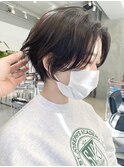 ショートヘア顔周りレイヤーブリーチダブルカラーショートボブ
