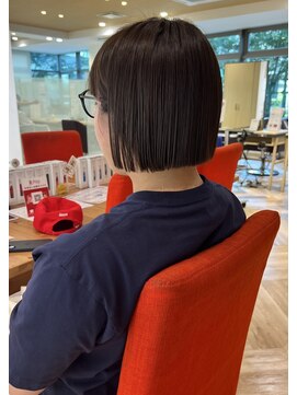 ファースト 仙台店(first) 帽子をかぶったシルエットまで可愛いあご上ボブ