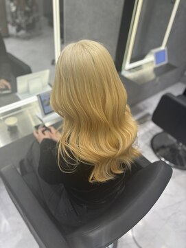 シーエスメイドバイシャチュー 栄店(CS made by SHACHU) blond