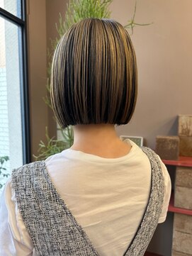 フェンヘアーアイス 中目黒(Fen.hair ici) 20代30代大人可愛い艶感ミルクティーベージュケアブリーチ