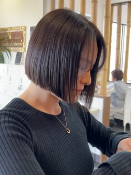 ディッセンバー 伊勢崎(December) 切りっぱなしボブ/ミニボブ/丸くないボブ/ヘーゼルベージュ