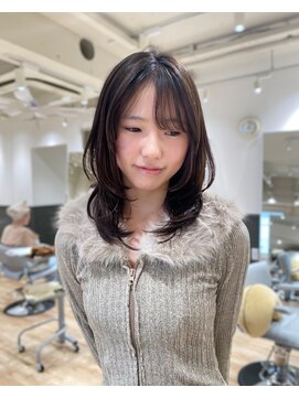 カナージュ(Canage) レイヤーカットふわふわヘアー2/22ミディアムレイヤーカット