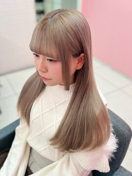 シーズン 大阪(SEASON) 【ダブルカラー】シルバーアッシュ/レイヤーカット/大阪梅田駅