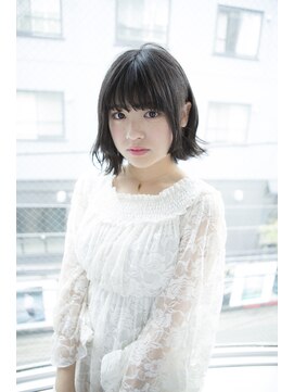 サロンドミルク 原宿(salon de MiLK) 【salon de MiLK 原宿】切りっぱなしボブ×耳かけ外ハネ