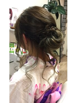 リュール(Reaule+s) 浴衣シニヨン